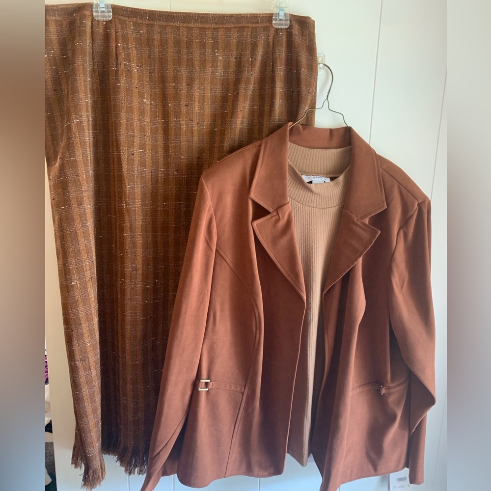 Sag Harbor 4 pc. Set “Cognac”